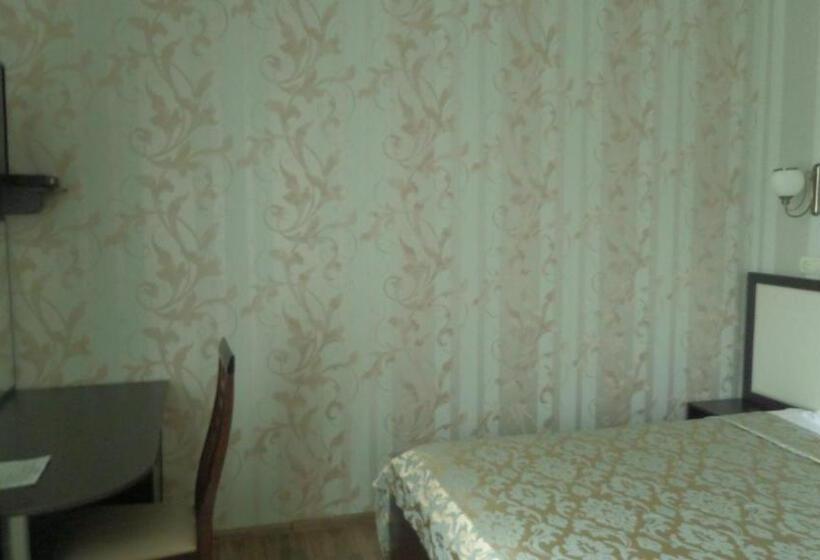 غرفة قياسية, Royal