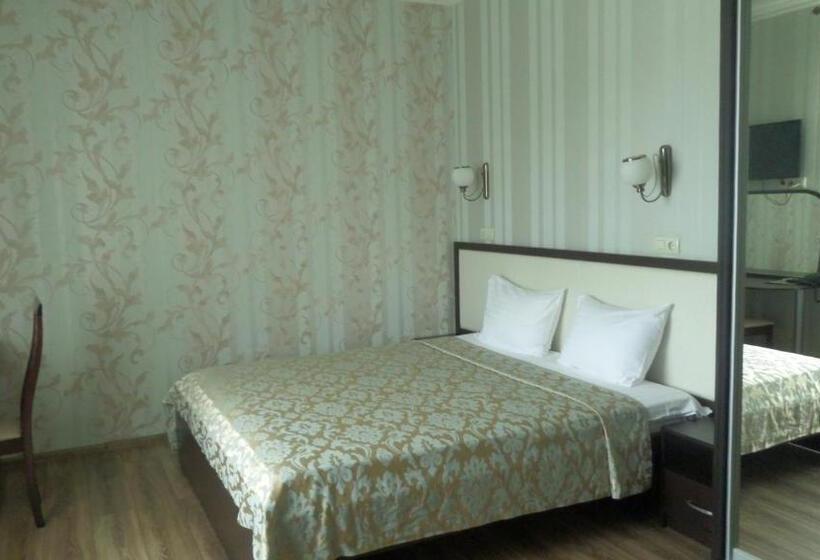 غرفة قياسية, Royal