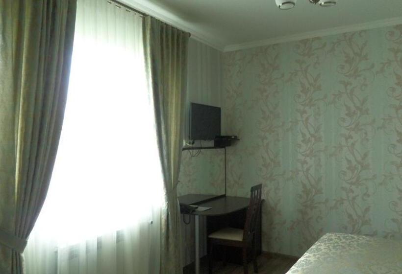 غرفة قياسية, Royal