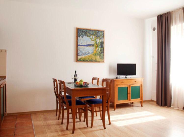 ファミリージュニアスイート, Rta Doria