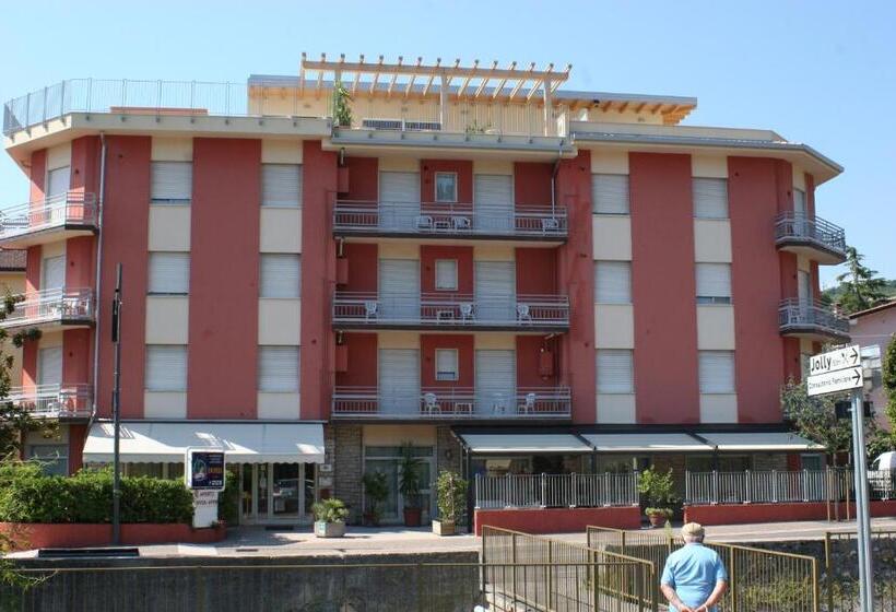 １ベッドルームアパートメント, Rta Doria