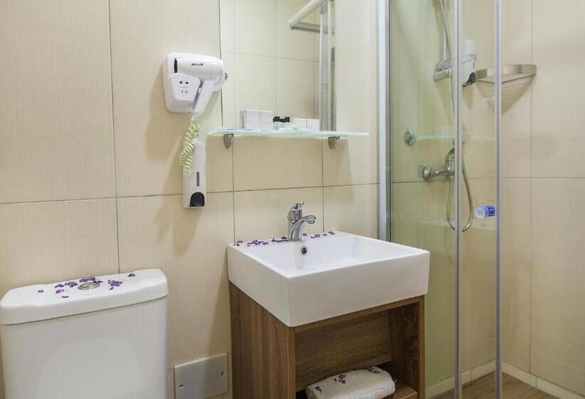 اتاق سوپریور خانوادگی, Sato Conference & Spa Resort