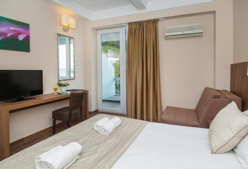 اتاق سوپریور خانوادگی با چشمانداز دریا, Sato Conference & Spa Resort