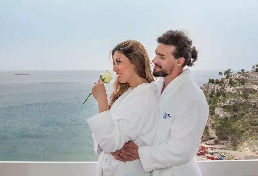 اتاق لوکس با چشم‌انداز دریا, Sato Conference & Spa Resort