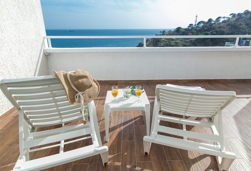 اتاق لوکس با چشمانداز دریا, Sato Conference & Spa Resort