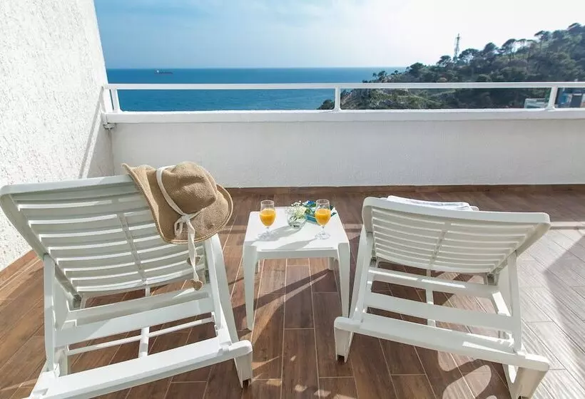 اتاق لوکس با چشم‌انداز دریا, Sato Conference & Spa Resort