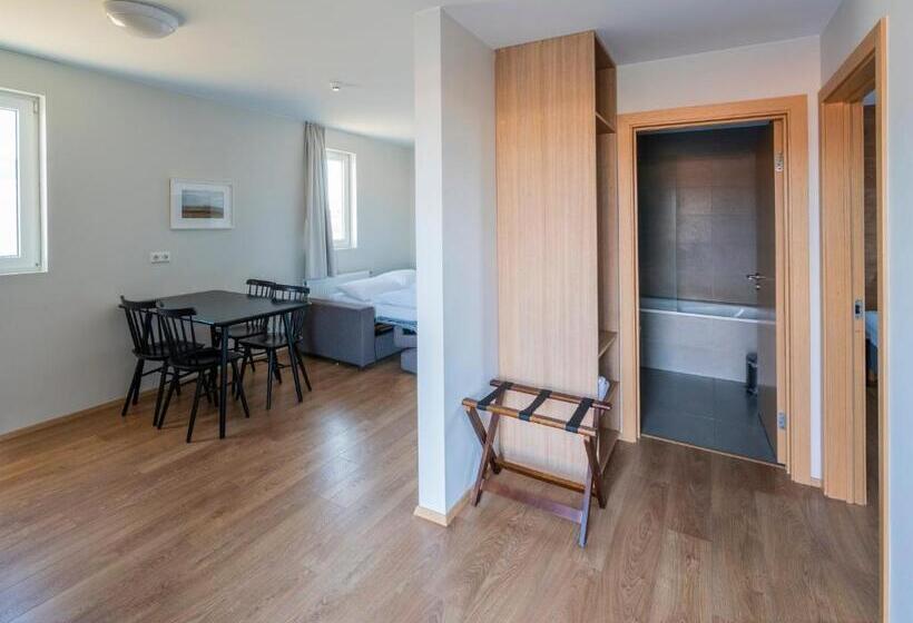 آپارتمان 2 خوابه, Stracta