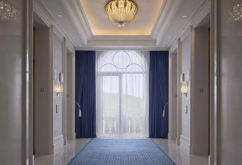マウンテンビューデラックスルーム, The Castle Hotel, A Luxury Collection Hotel, Dalian