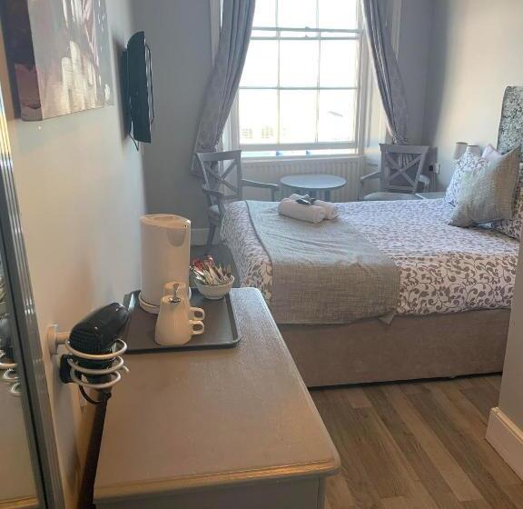 Номер Стандарт Вид на Море, The Jubilee Hotel East With Spa Facilities