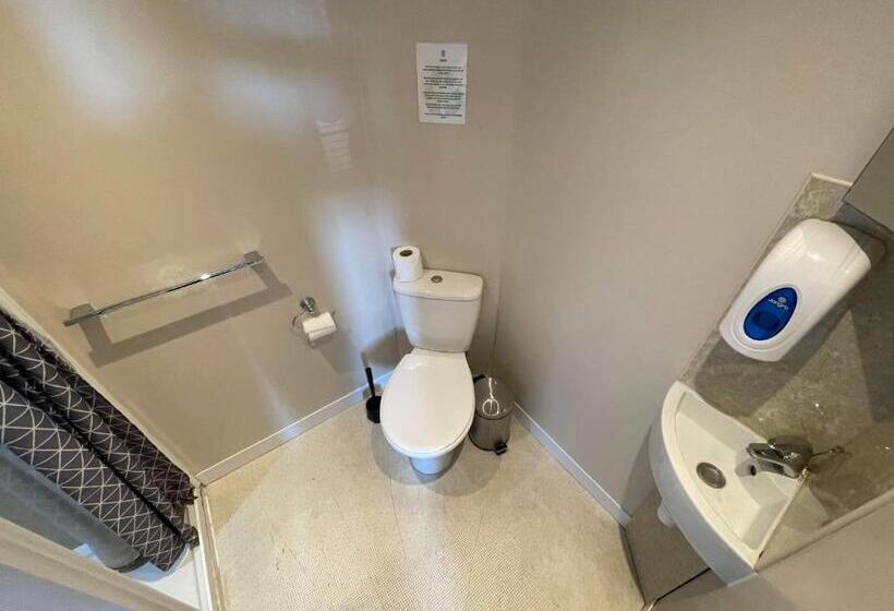 Семейный Номер, The Jubilee Hotel East With Spa Facilities