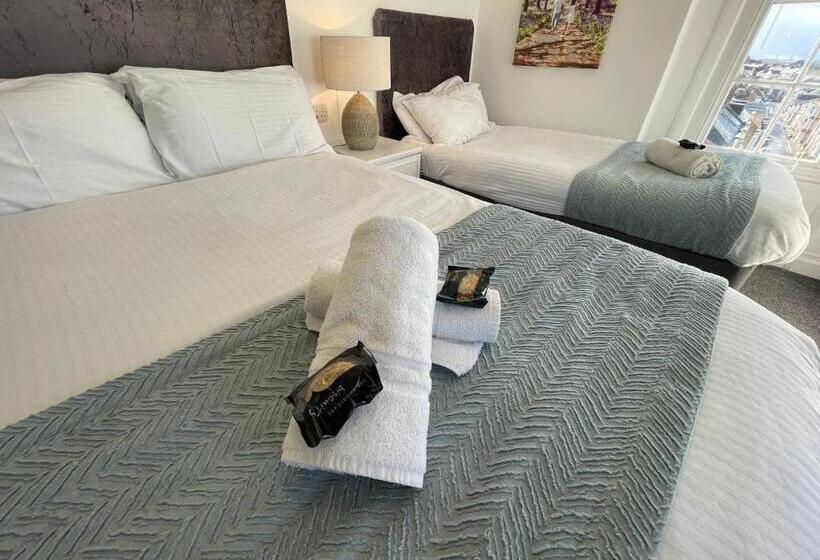 Семейный Номер, The Jubilee Hotel East With Spa Facilities