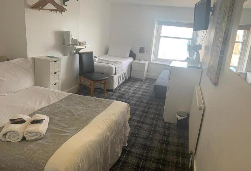 Семейный Номер Вид на Море, The Jubilee Hotel East With Spa Facilities