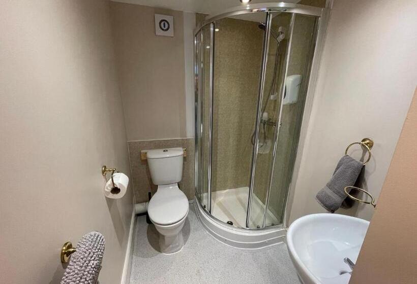 חדר סטנדרט נוף לים, The Jubilee Hotel East  With Spa Facilities