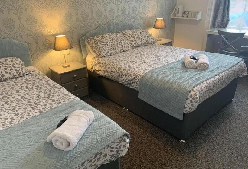 Семейный Номер, The Jubilee Hotel East With Spa Facilities