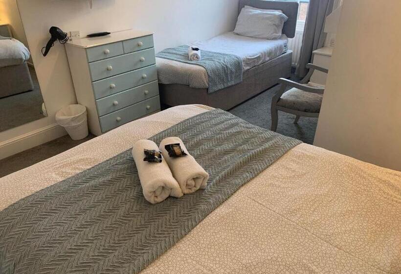 חדר משפחתי, The Jubilee Hotel East  With Spa Facilities