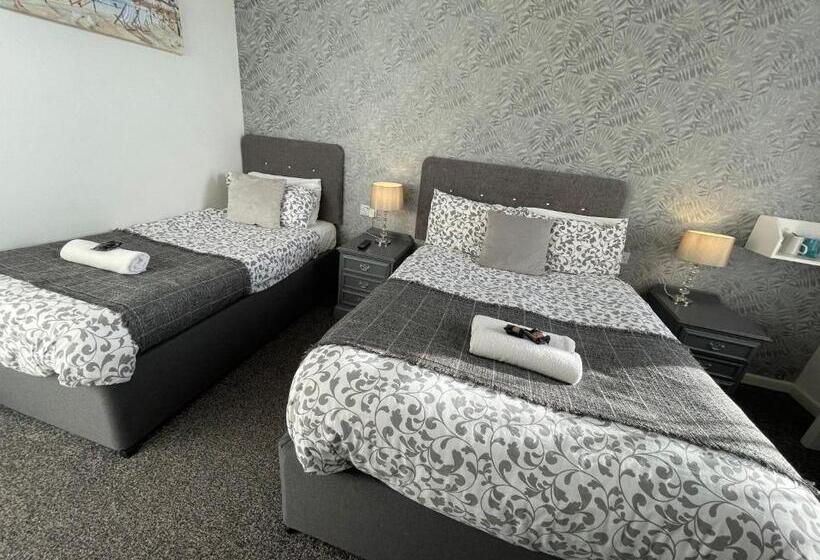 חדר משפחתי, The Jubilee Hotel East  With Spa Facilities