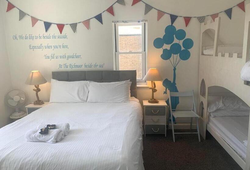 Семейный Номер, The Jubilee Hotel East With Spa Facilities