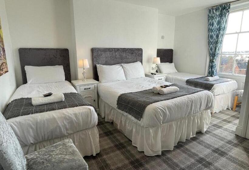 Семейный Номер, The Jubilee Hotel East With Spa Facilities