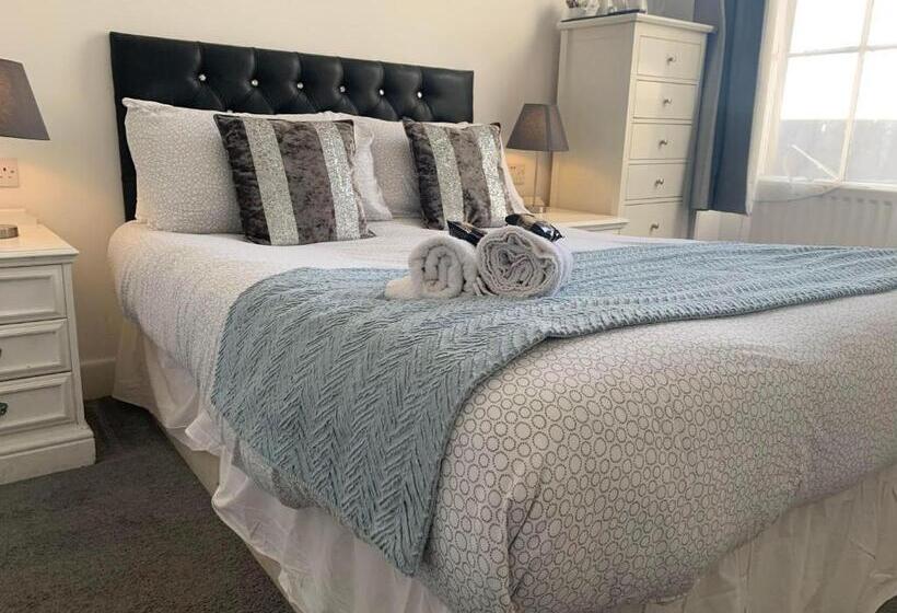 Семейный Номер, The Jubilee Hotel East With Spa Facilities