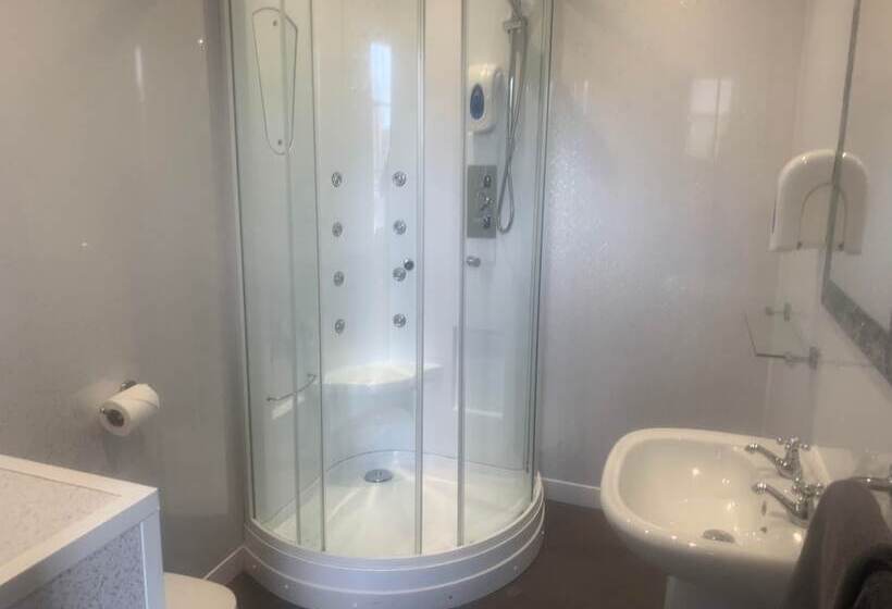 Номер Стандарт, The Jubilee Hotel East With Spa Facilities