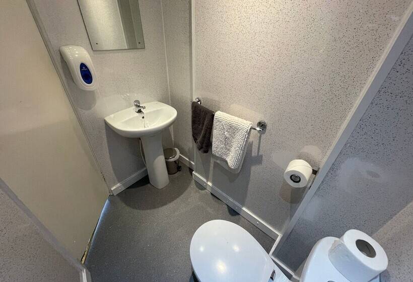 Семейный Номер, The Jubilee Hotel East With Spa Facilities