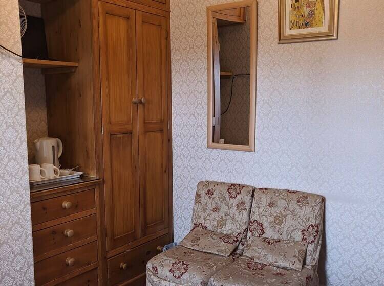 اتاق استاندارد, The Sycamore Guest House