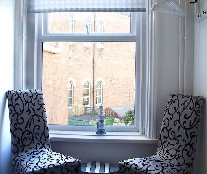 غرفة قياسية سرير كينج, Timrick Lodge