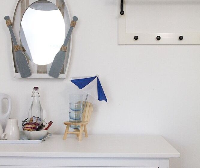 غرفة عائلية, Timrick Lodge