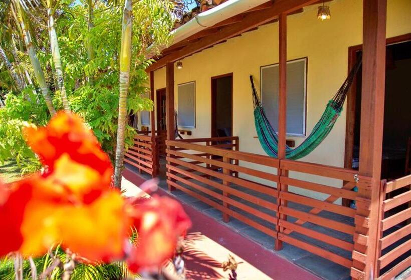 스탠다드 트리플 발코니 룸, Pousada O Canto Do Francês