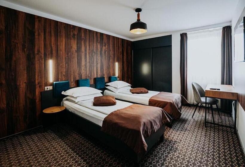 标准间, Pension Belascu