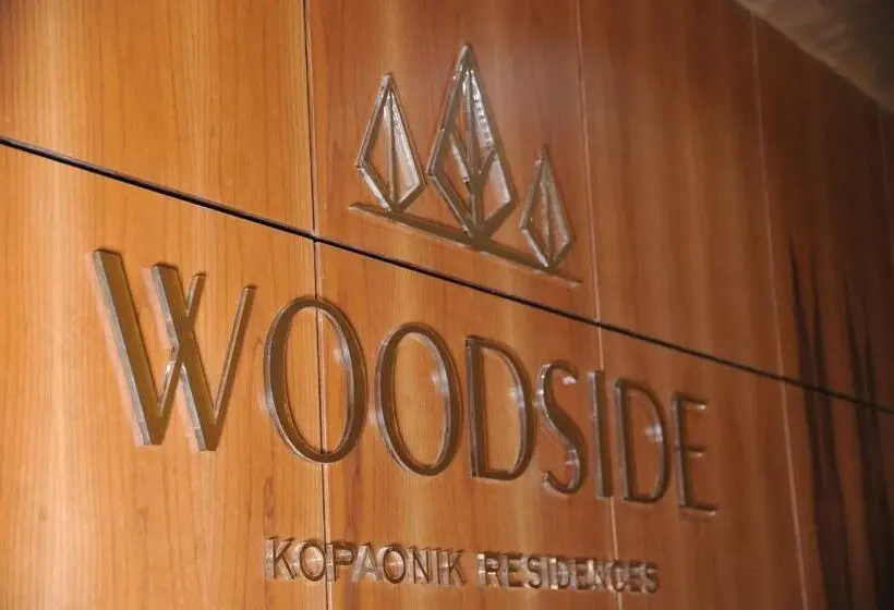استودیو خانوادگی, Family Apart Woodside