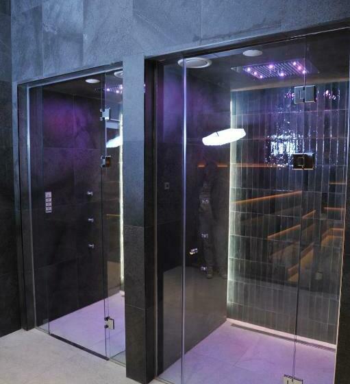 استودیوی استاندارد, Family Apart Woodside