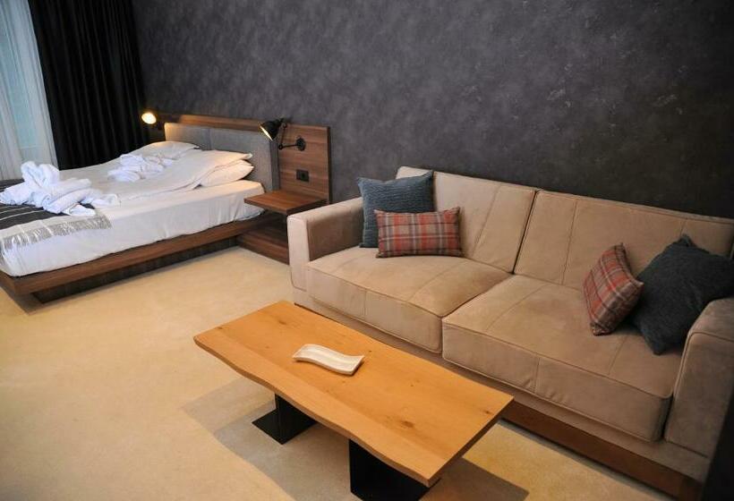 آپارتمان دوبلکس 1 خوابه, Family Apart Woodside