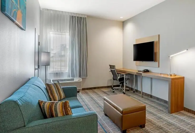 Sviitti Liikuntarajoitteisille, Mainstay Suites North  Central York