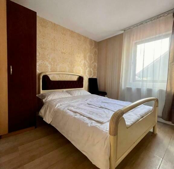 اتاق استاندارد, Complex Popas Pacurari