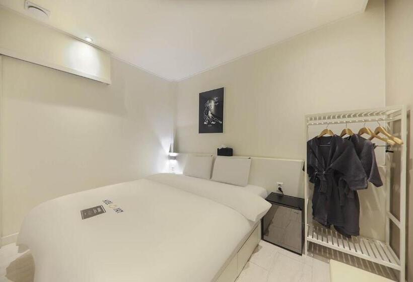 Номер Deluxe, Yeosu Yam Hakdong