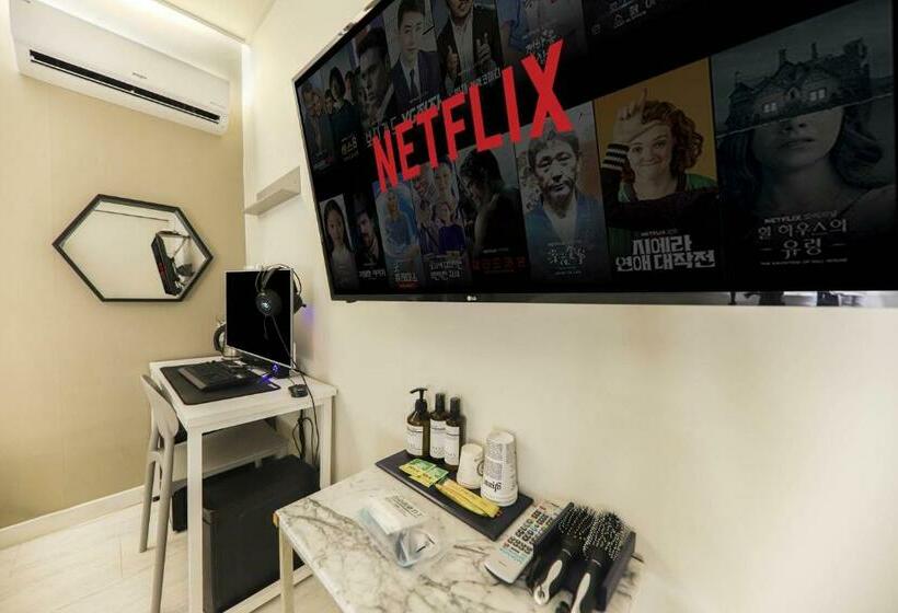 Номер Deluxe, Yeosu Yam Hakdong