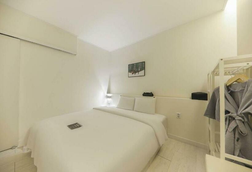 Номер Deluxe, Yeosu Yam Hakdong