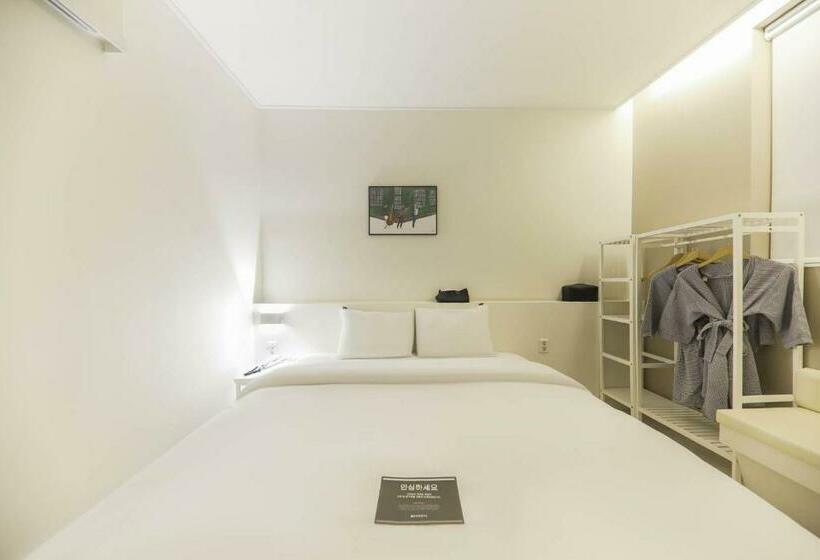 Номер Deluxe, Yeosu Yam Hakdong