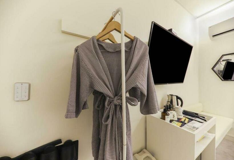 Номер Стандарт, Yeosu Yam Hakdong