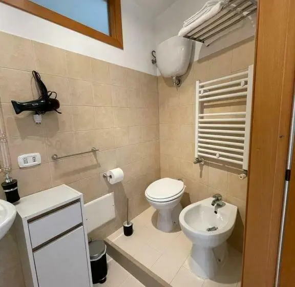 اتاق استاندارد, B&b La Finestra Sulle Mainarde   Isernia