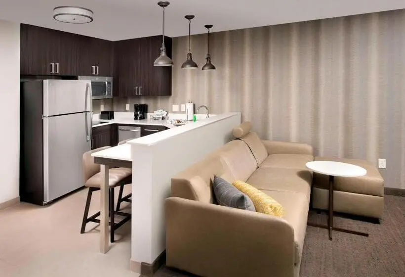 キングサイドベッドのスタンダードワンルーム, Residence Inn By Marriott Fresno Clovis