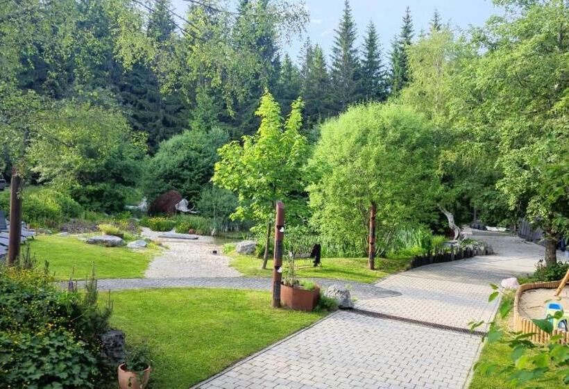 Номер Стандарт Вид на Сад, Pension Kricklsäge