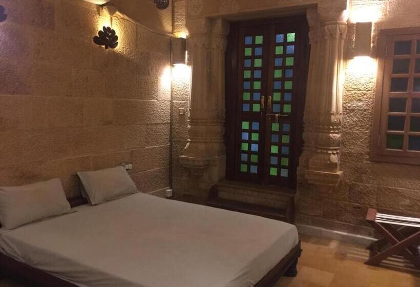 סוויטה, Fort Villa