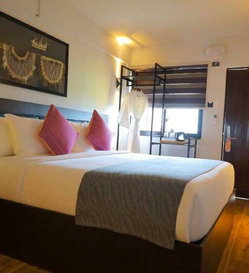 اتاق لوکس با تخت بزرگ, Unwnd Boutique  Caticlan