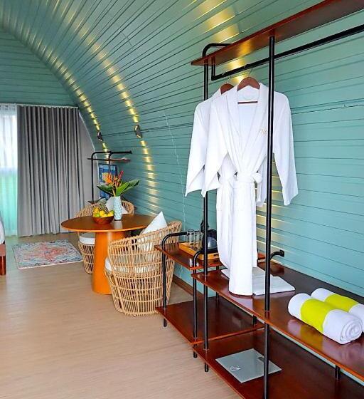 오두막, Unwnd Boutique  Caticlan