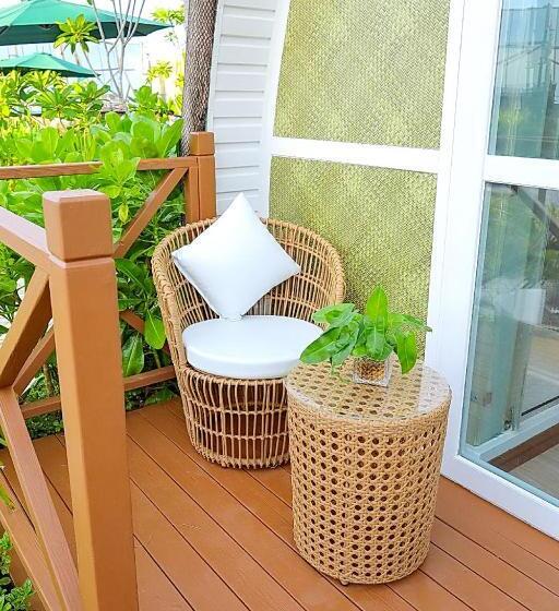 Kabin, Unwnd Boutique  Caticlan