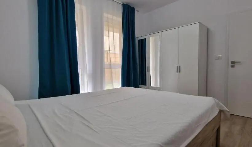 Huoneisto 1 Makuuhuone Pohjakerros, Visaj Homes