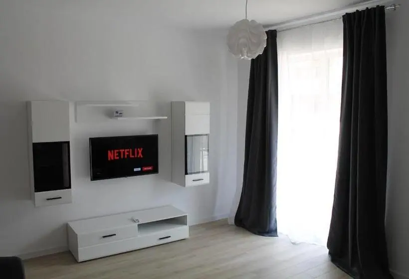 Huoneisto 1 Makuuhuone Pohjakerros, Visaj Homes