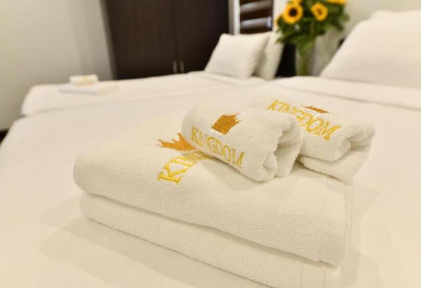 اتاق استاندارد سه نفره, Kingdom Hotel Hanoi